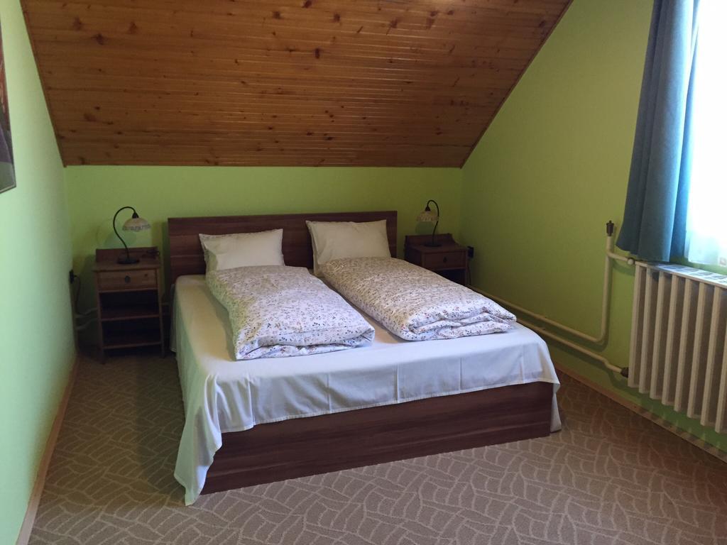 Galeria Vendeghaz Hotel Mezokovesd Ruang foto