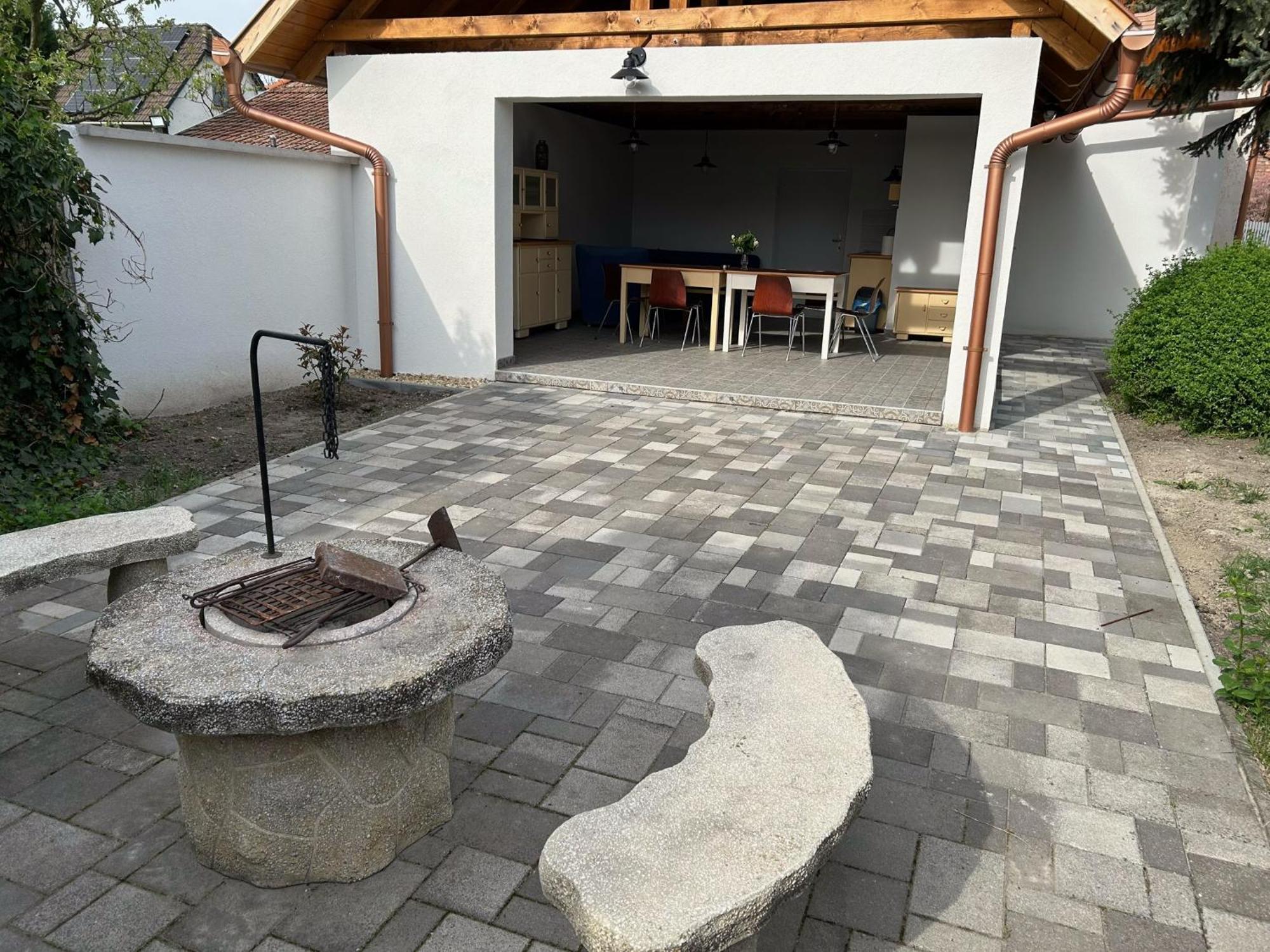 Galeria Vendeghaz Hotel Mezokovesd Bagian luar foto
