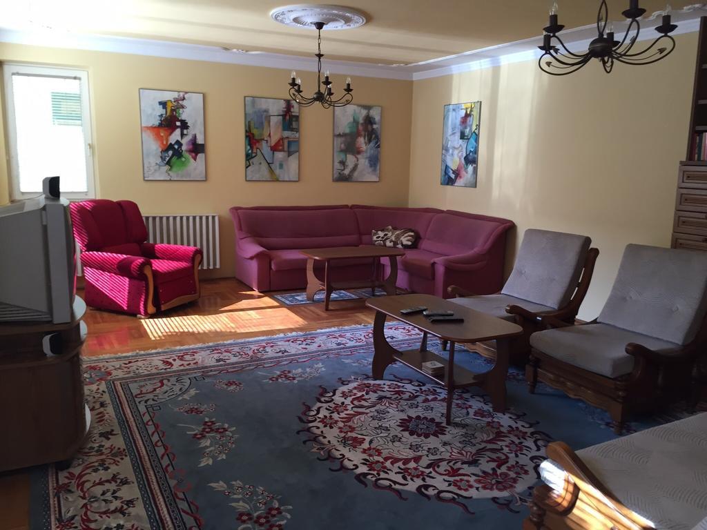 Galeria Vendeghaz Hotel Mezokovesd Ruang foto